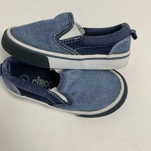 Circo Baby Boy Slip On Canvas Sneakers Size 7
